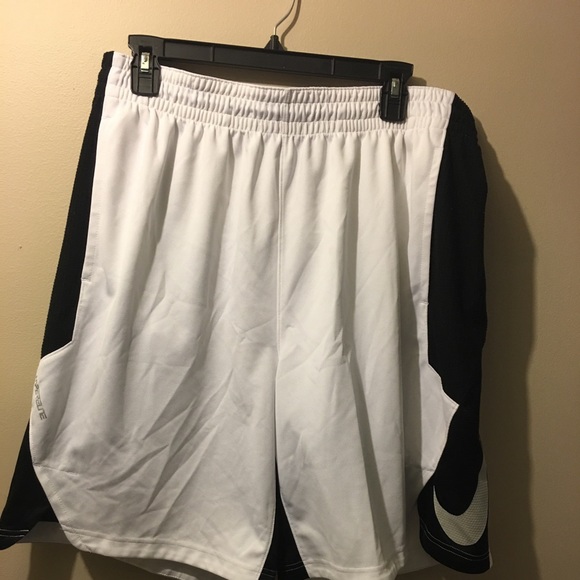 2x nike shorts